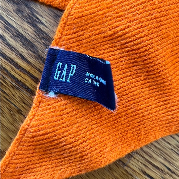 Gap Scarf - Picture 2 of 2